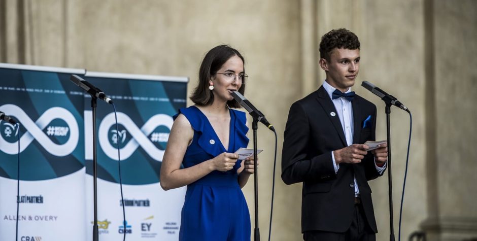 Moderátorem na slavnostní recepci DofE v Praze